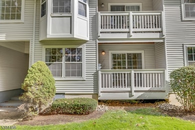 85 Autumn Ct, Ledgewood, NJ 07852 - photo 4