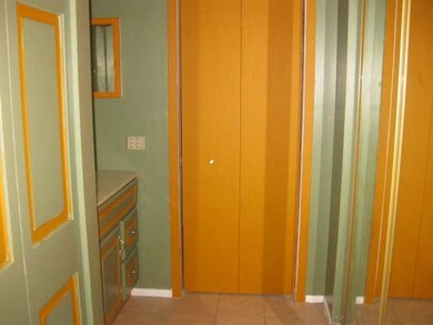 2405 Provincetown Dr, Country Club Hills, IL 60478 - photo 4