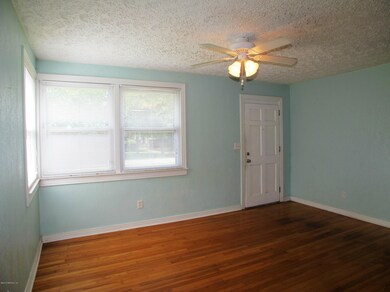 9721 Kline Rd, Jacksonville, FL 32246 - photo 4