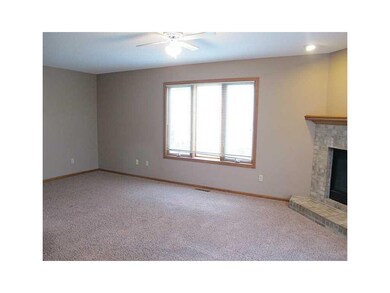 Family Room-L1.