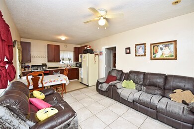 139 Van Molan St, Houston, TX 77022 - photo 6