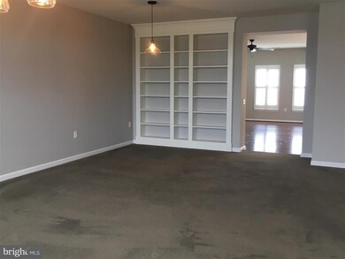 43493 Town Gate Square, Chantilly, VA 20152 - photo 4