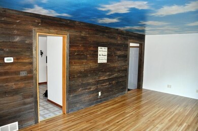 1706 Virginia Ln, Eau Claire, WI 54703 - photo 7