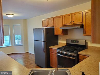 10609 Riva Place, White Plains, MD 20695 - photo 4