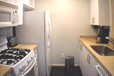 Blendon Kitchen 1