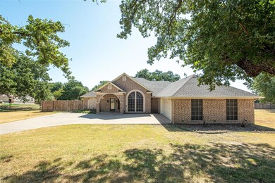 135 Saddle Club Rd, Weatherford, TX 76088 - photo 2