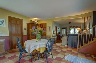 331 Janesville St, Oregon, WI 53575 - photo 4