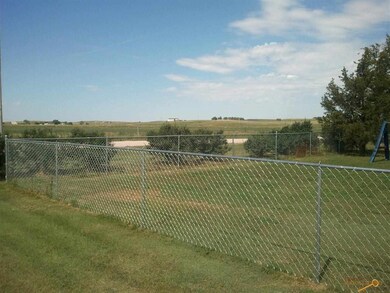 Front yard and view to west