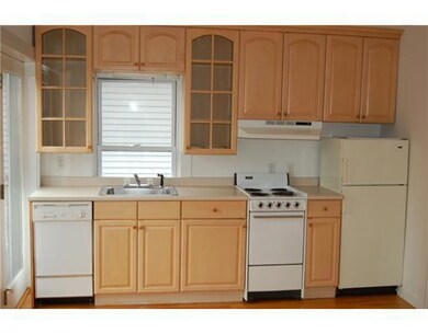 63 Le Grande Ave, Greenwich, CT 06830 - photo 6