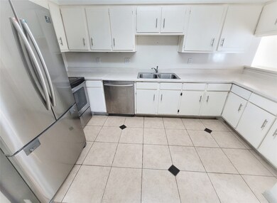 Stainless Steel appliances are included!