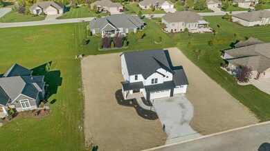 1528 Shadow Run Trail, Bluffton, IN 46714 - photo 5