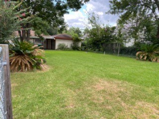 4002 Wipprecht St, Houston, TX 77026 - photo 2