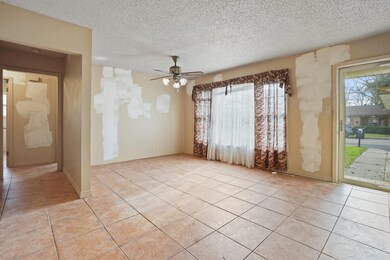 712 Turner St, Cleburne, TX 76033 - photo 4