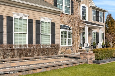 43 Carriage Way