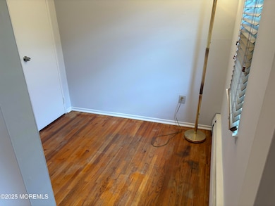 Bonus Room - 94E