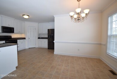 2016 Charterhouse Ln, Winterville, NC 28590 - photo 7