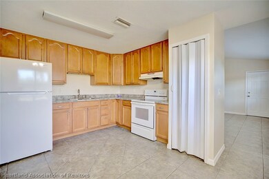 1039 Rebel Ave, Lake Placid, FL 33852 - photo 7