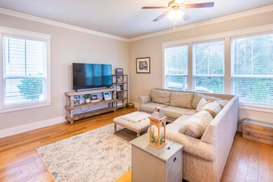 133-grande-pointe-circle-006