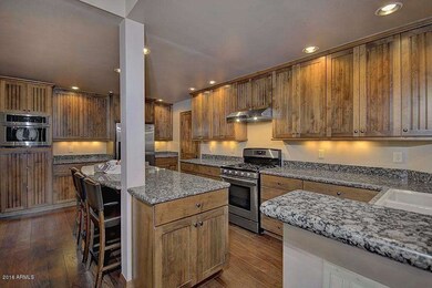 _D2X7919-Kitchen-MLS-