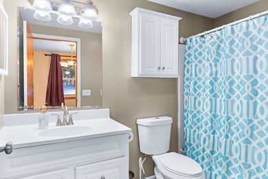 45 Oaklawn Ave, Orange, MA 01364 - photo 7