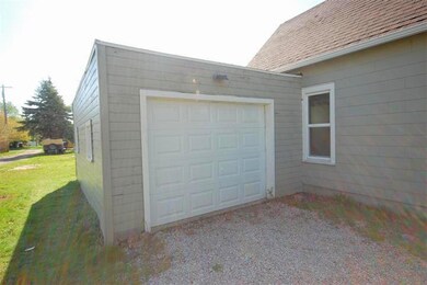 Detached Garage