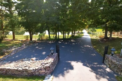 1381 West St, Wrentham, MA 02093 - photo 4