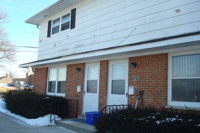 914 Hillside Ave unit 2, Antioch, IL 60002 - photo 2