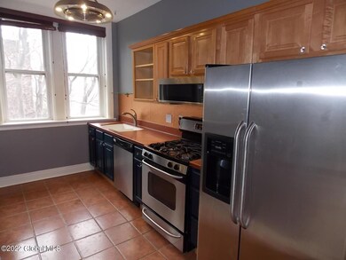 355 State St unit 4WR, Albany, NY 12210 - photo 3