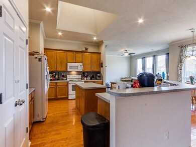 1905 NE 7th St, Moore, OK 73160 - photo 5