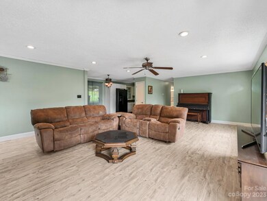 40 Conner Rd, Candler, NC 28715 - photo 6