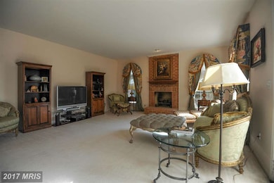 9005 Scott St, Springfield, VA 22153 - photo 6