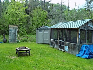 462 Railroad St, Littleton, NH 03561 - photo 3