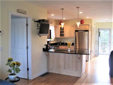 348 Old Barnstable Rd unit 10, East Falmouth, MA 02536 - photo 4