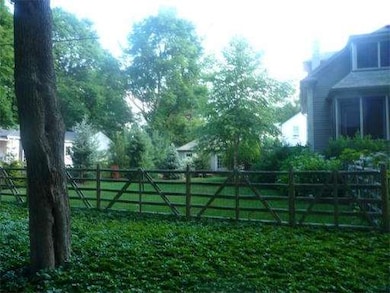 53 Riverdale Rd, Wellesley Hills, MA 02481 - photo 2