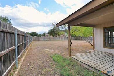 1274 E Common St, New Braunfels, TX 78130 - photo 5