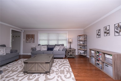 1808 Sillview Dr, Pittsburgh, PA 15243 - photo 2