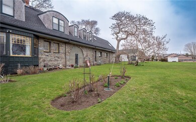 438 Wolcott Ave unit 6, Middletown, RI 02842 - photo 4