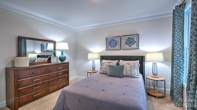 127 Thornberry Rd, Hendersonville, NC 28792 - photo 4