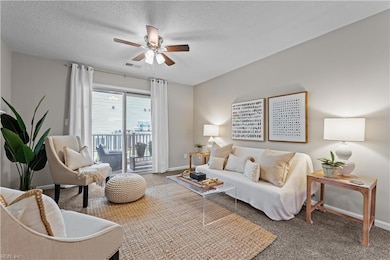 502 Thorncliff Dr unit 104, Newport News, VA 23608 - photo 7