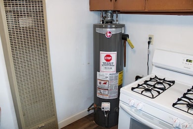 1804 E 11th St, Pueblo, CO 81001 - photo 3