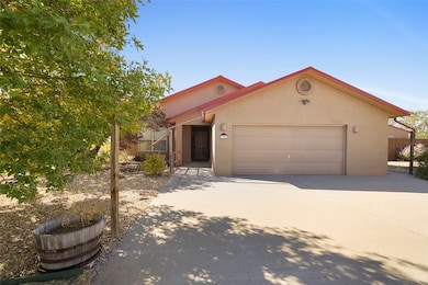 112 La Paz Loop, Santa Fe, NM 87508 - photo 4