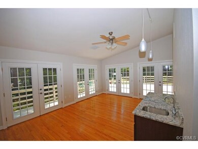 8703 Tarrytown Dr, Henrico, VA 23229 - photo 7