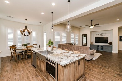 Kitchen Family