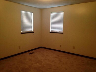3 Strawberry Ln unit a, Johnston, RI 02919 - photo 3