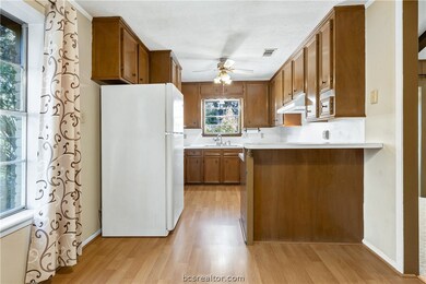 1811 Langford St, College Station, TX 77840 - photo 7