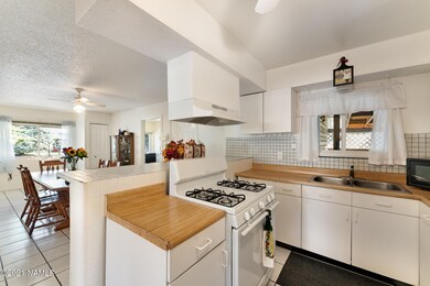 kitchDining