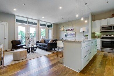 825 n 4th mls-19