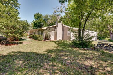 167 Normandy Ave, Azle, TX 76020 - photo 2