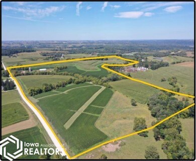 1792 Valdres Rd, Decorah, IA 52101 - photo 4