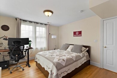 131 Putnam Ave, Cambridge, MA 02139 - photo 5
